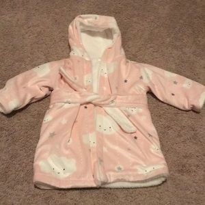 Size 12 months and up girls robe